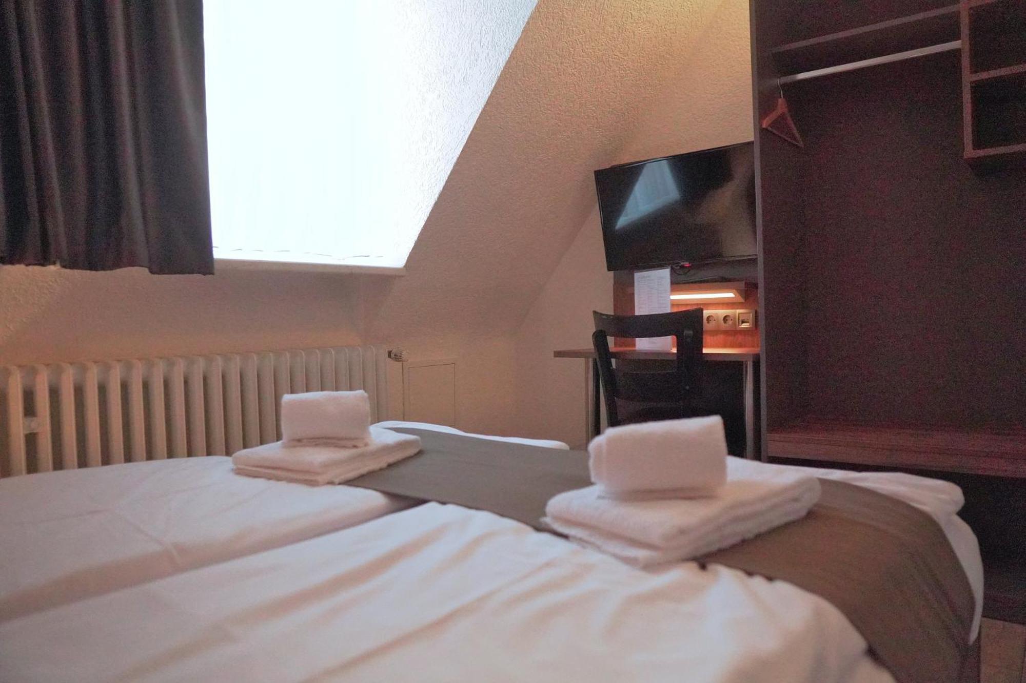 Hotel Frohnhauser Hof Essen Buitenkant foto